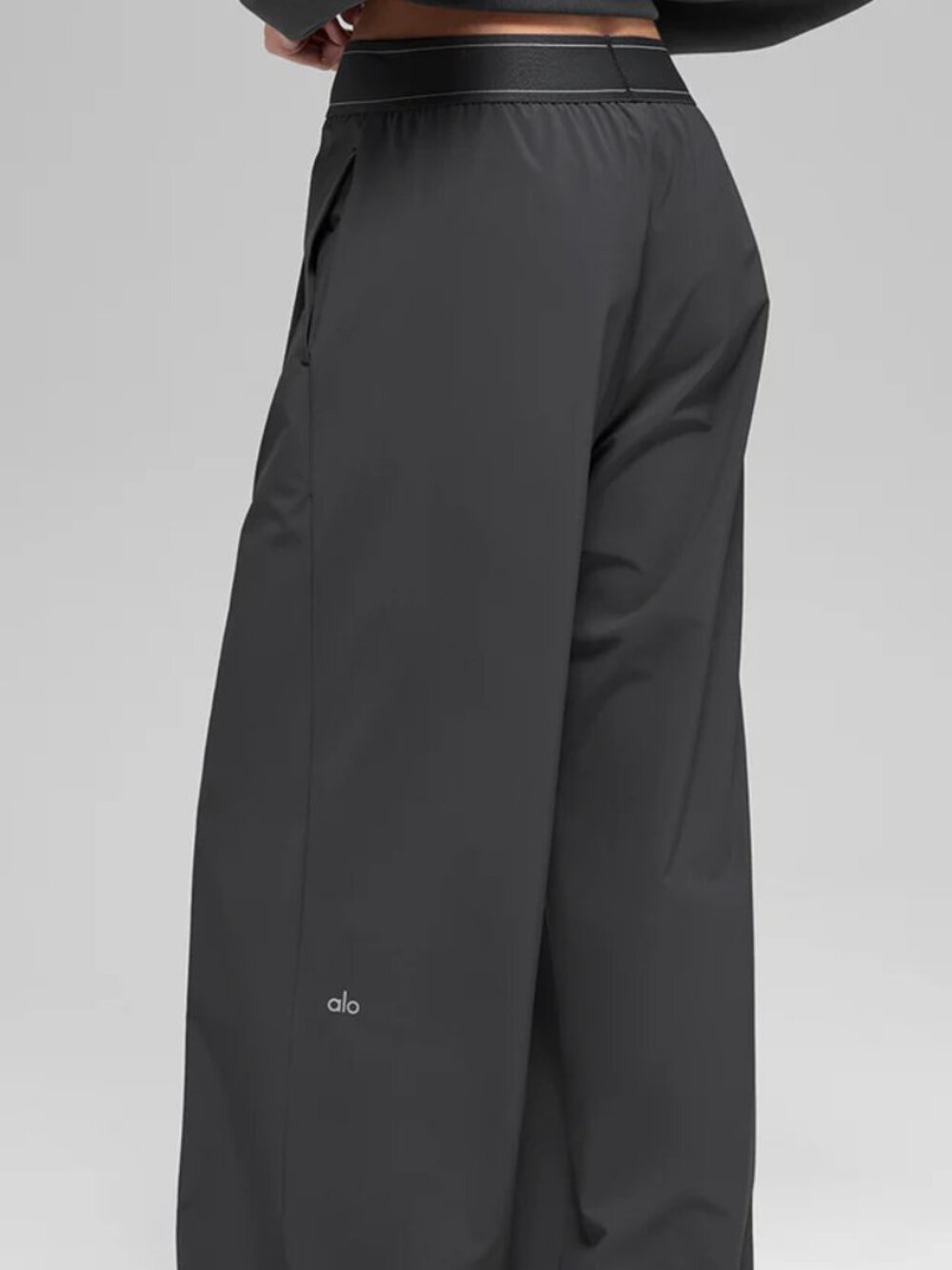 Dark Grey💕ALO Yoga Wide Leg Suit Up Trouse, Regular 30“ - Picture 7 of 7